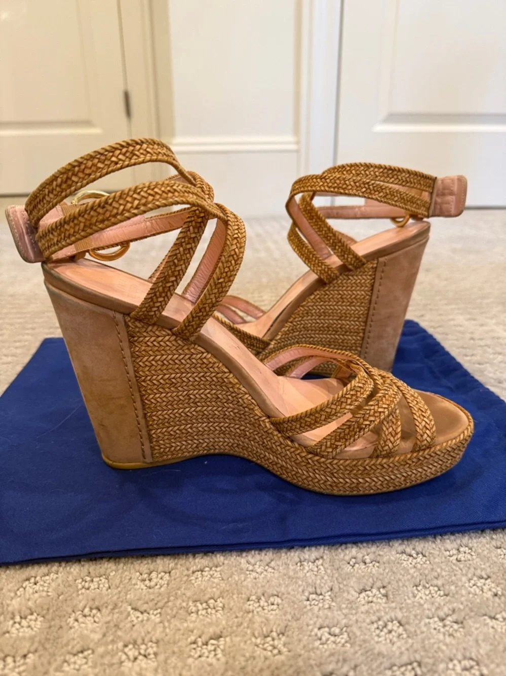 Stuart Weitzman Braided Wedge Platform Sandals in Tan Size 10 - Picture 6 of 10